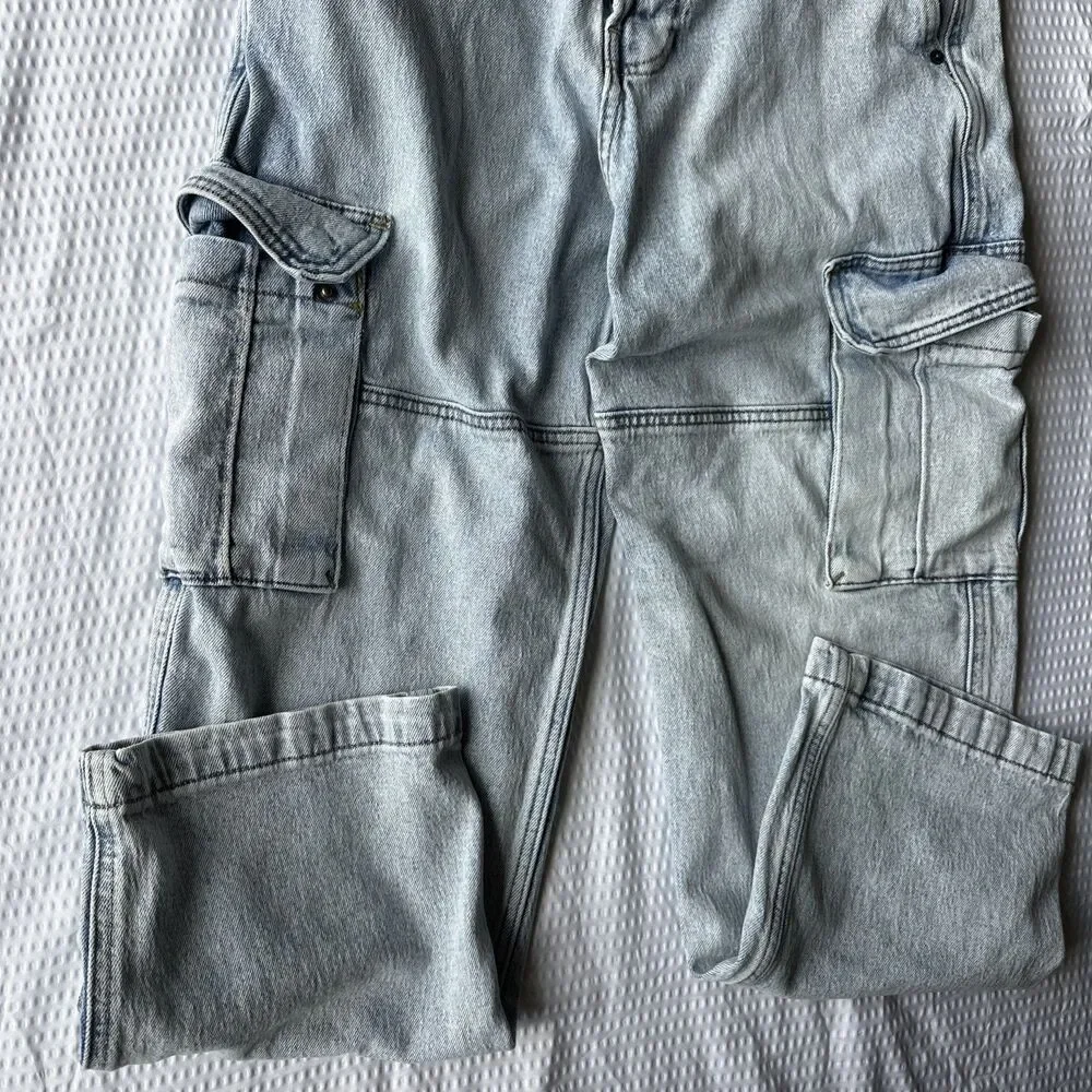 Hollister Men's Light Wash Baggy Cargo Jean Size 30x30